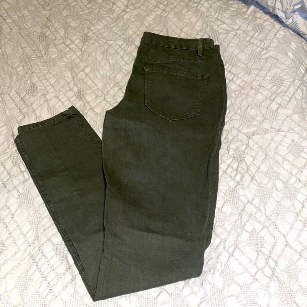 Cute olive green jeans.